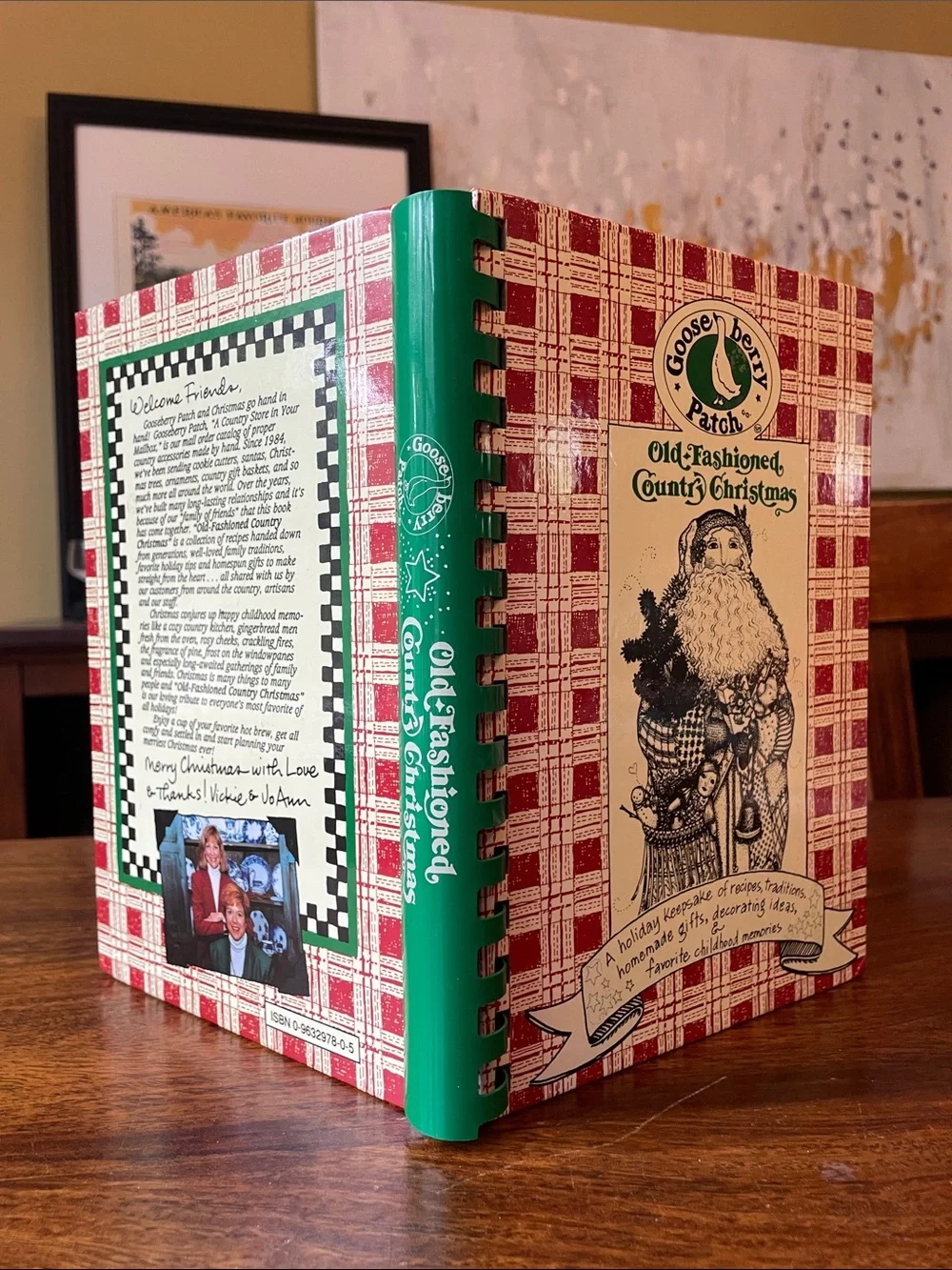 2 Gooseberry Patch Cookbooks Country Christmas 1992 Welcome Home Holidays 1994
